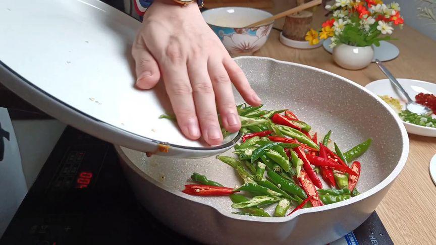 抖音做饭短视频怎么赚钱（一个在家做菜如何月带货100万）-叶子木笔记