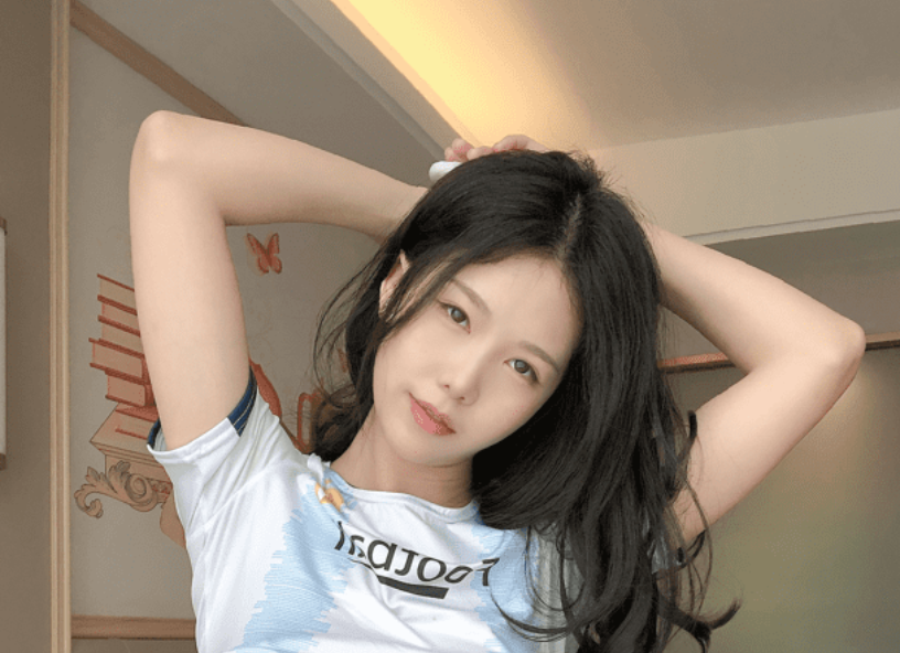 图片[1]-抖娘-利世 – NO.089  足球宝贝[20P1V-235MB]-叶子木笔记