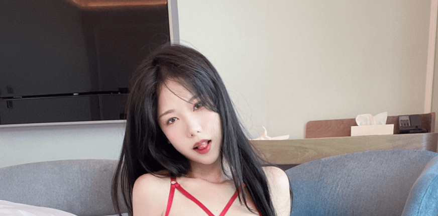 图片[2]-抖娘-利世 – NO.113 红色诱惑 [20P1V-770MB]-叶子木笔记