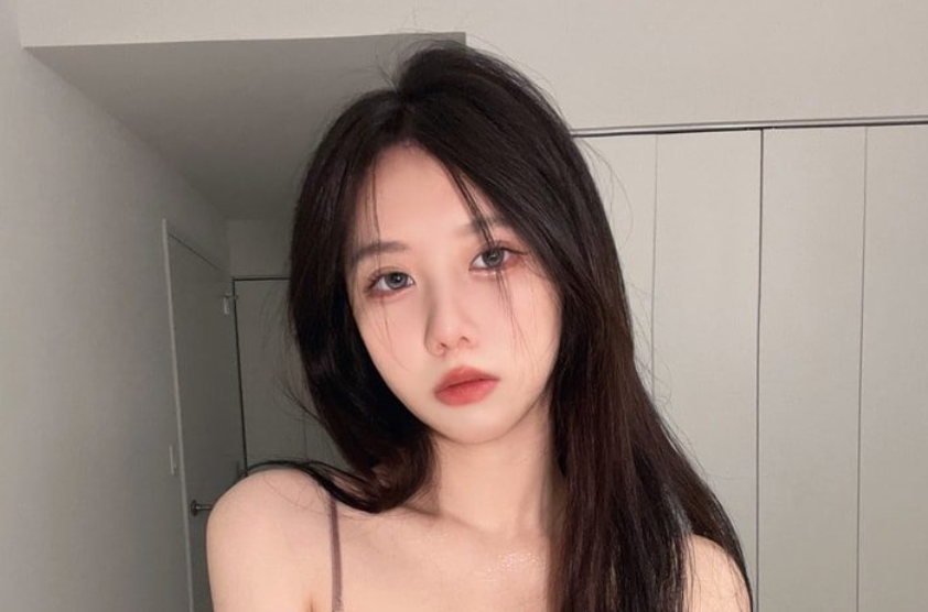 图片[1]-果咩酱w – NO.036 入夜[45P3V-392MB]-叶子木笔记