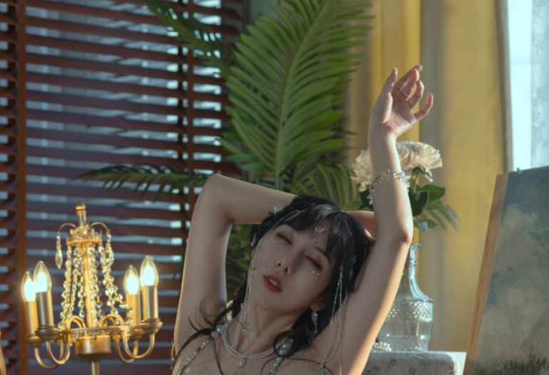 图片[2]-云溪溪 – NO.27 奶桃 薄暮[50P-621MB]-叶子木笔记