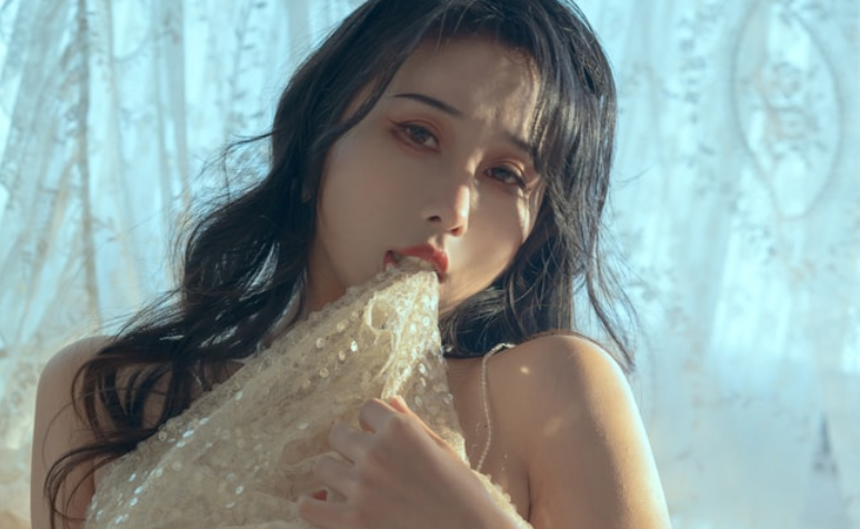 图片[1]-云溪溪 – NO.45 奶桃 心事[44P-146MB]-叶子木笔记