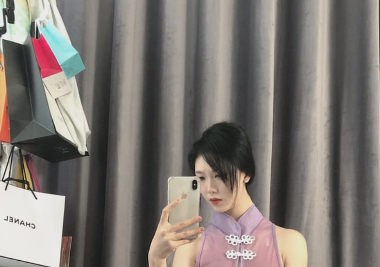 图片[1]-抖娘-利世 – NO.175 定制-紫旗袍 [34P1V-197MB]-叶子木笔记