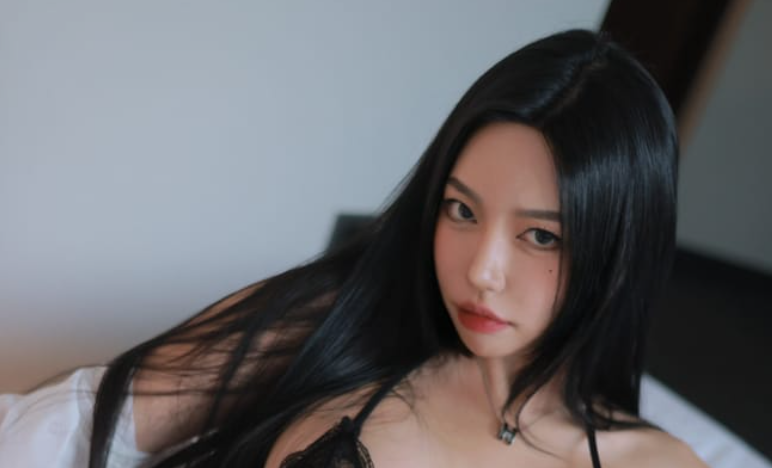 图片[1]-Dongeuran – Office Girl [18713V-1.02G]-叶子木笔记