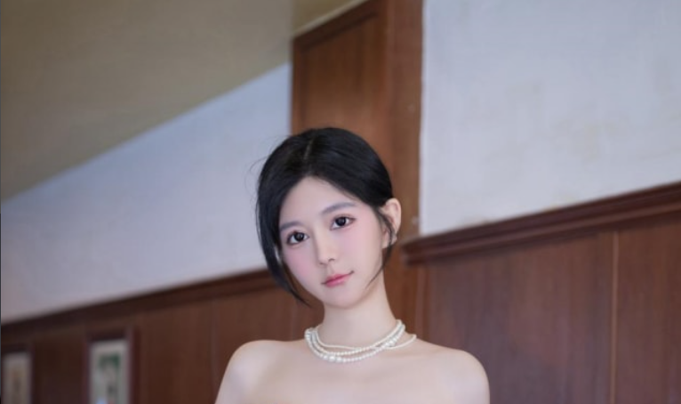 图片[1]-谢小蒽(幼幼) – 最美性感荷官[100P-1.05G]-叶子木笔记