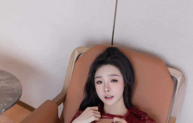 图片[1]-是小逗逗 – 红色蕾丝情趣旗袍[78P-951MB]-叶子木笔记