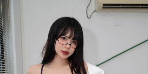 Tina很妖孽呀 – 调皮的JK妹妹[38P-33MB]-叶子木笔记