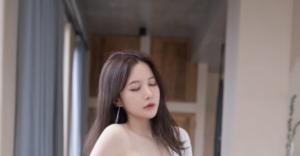 迷之呆梨(发条少女) – 你的健身搭子[53P-156MB]-叶子木笔记