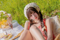 咬一口兔娘ovo – 绿野茶会 Lovesick girls [69P1V-1.34G]-叶子木笔记