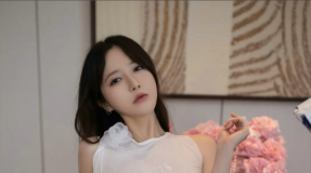 雪晴Astra – NO.075 圣诞节 红格子[71P3V-1.62GB]-叶子木笔记